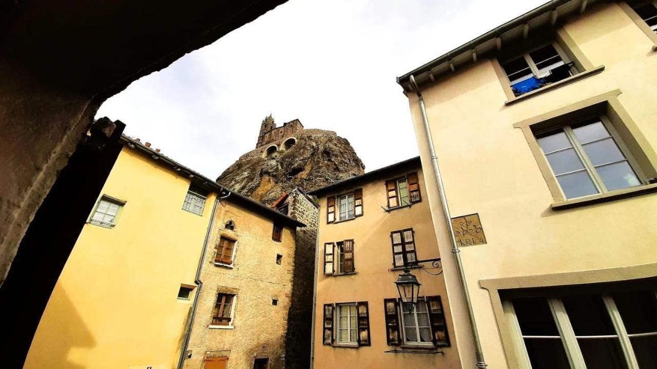 Le Georges Apartment Aiguilhe Bagian luar foto